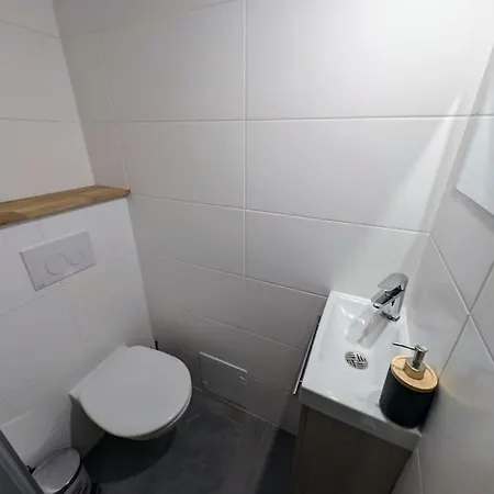 Centre-ville 90m2 Luxury Apartment