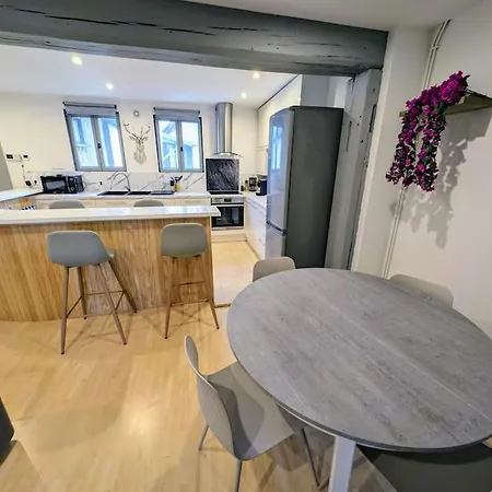 Centre-ville 90m2 Luxury Apartment